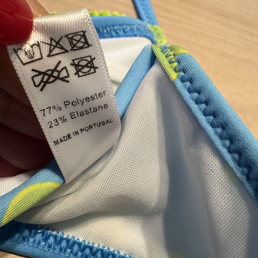 NWOT Heavy Manners Ruffled Up Miss August Underwire Bikini Top Women's X-Small - Picture 6 of 6